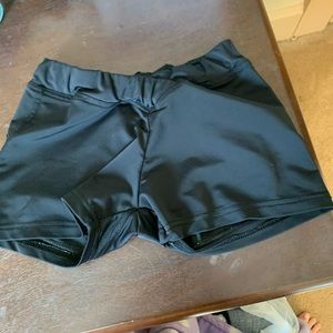 Mini beast shorts